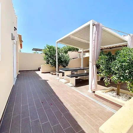 Primavera Villa Lagos